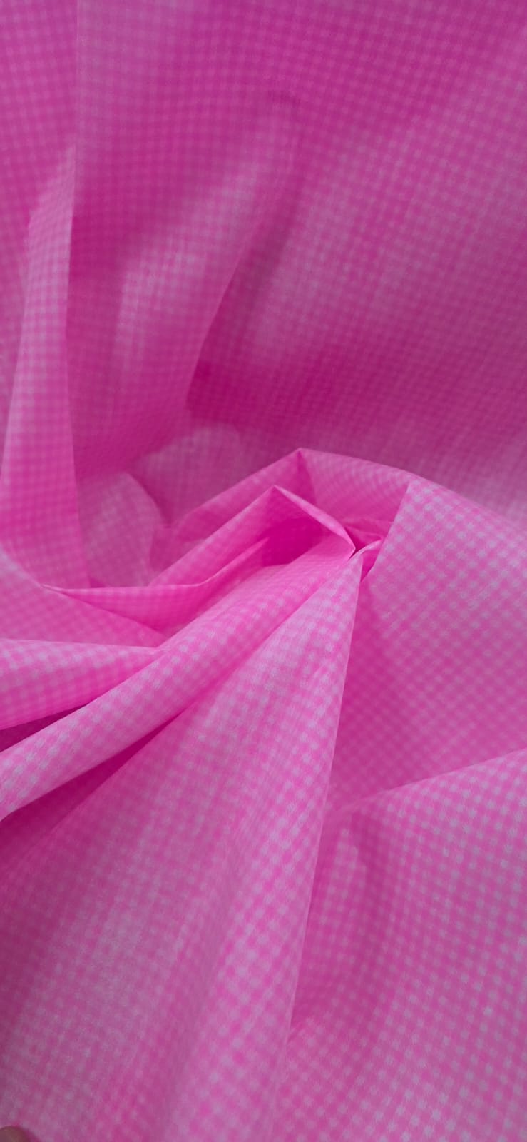 TNT de Viscose Engomado Xadrez Pink Neon