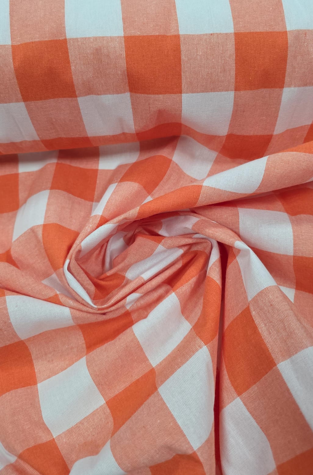 Tricoline Pesada Fio Tinto Vichy Estampada Xadrez Laranja e Branco