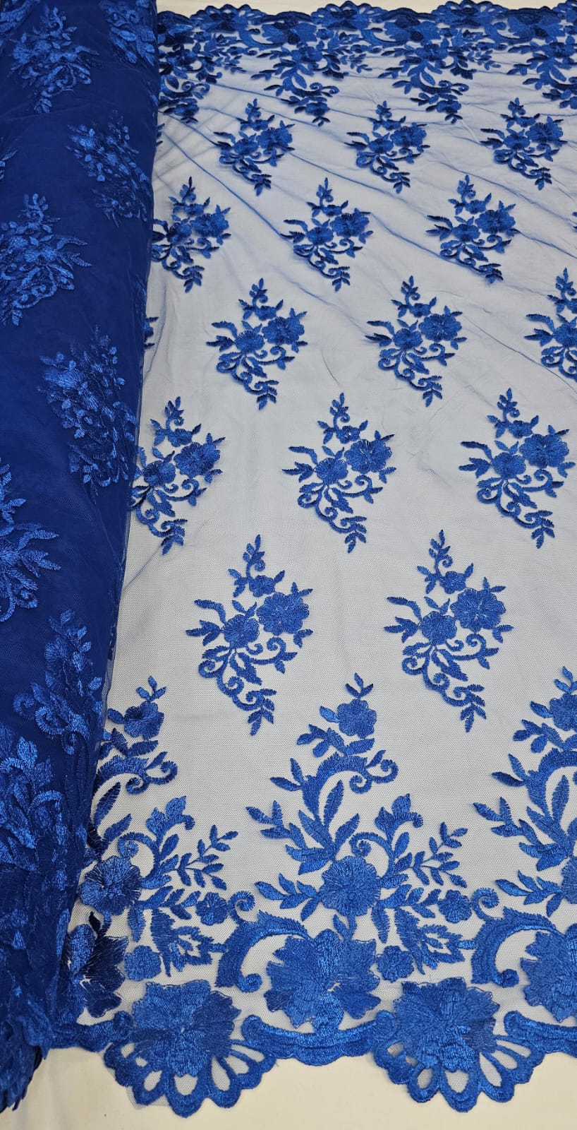 Tule Bordado com Bico Azul Royal  13 