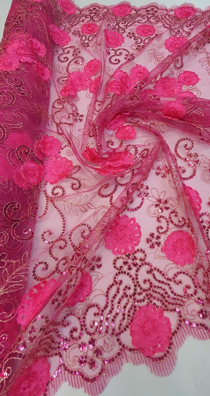 Tule Bordado com Bico Gipsy Pink com Fio Metálico