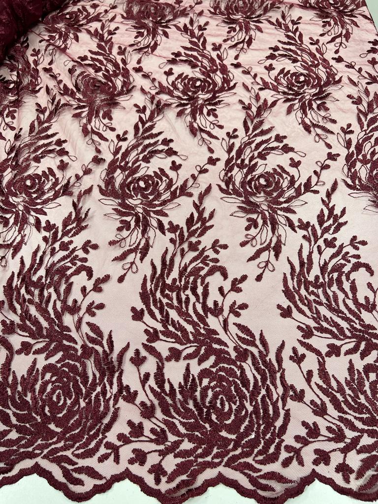 Tule Bordado com Bico Marsala 08