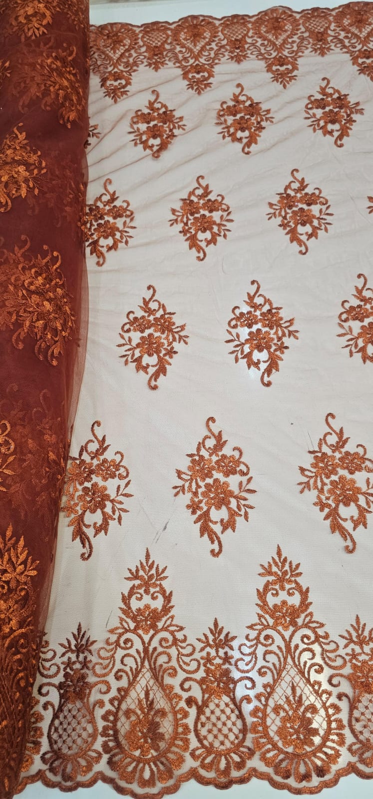 Tule Bordado com Bico Terracota LS2321D15  