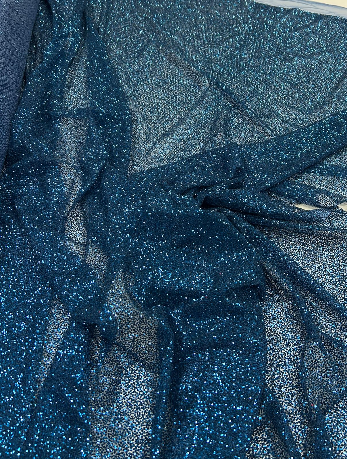 Tule com Glitter Azul Petróleo Pesado 