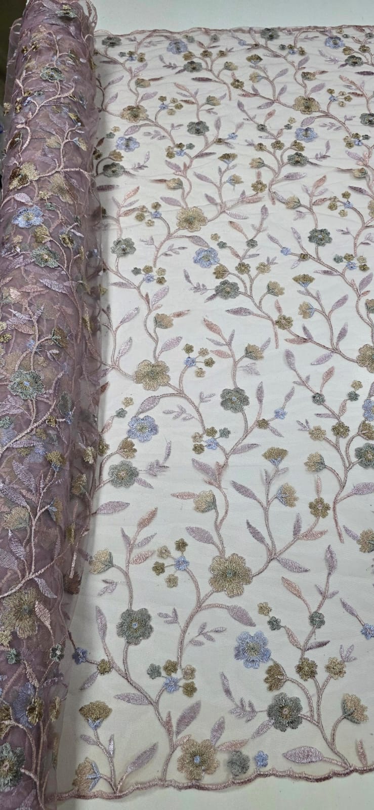 Tule Bordado Primavera Multicolor Rosê