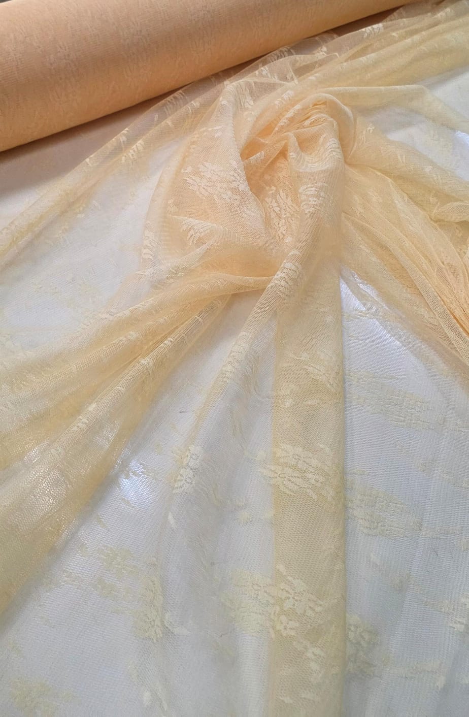 Tule Jacquard Amarelo