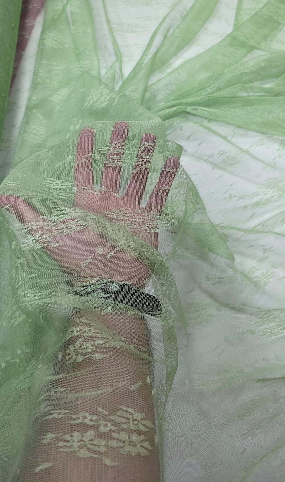 Tule Jacquard Verde Abacate