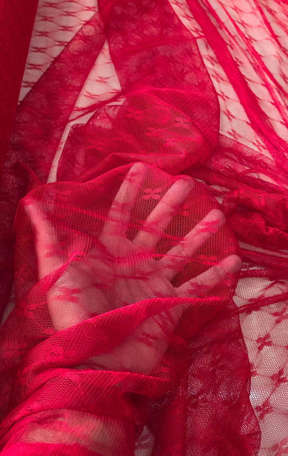 Tule Jacquard Vermelho Modelo 04