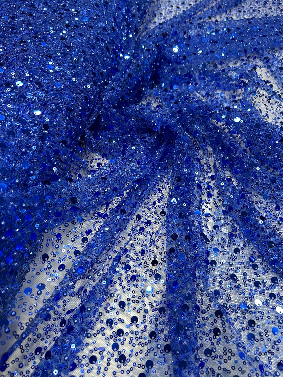 Tule Bordado com Paetês e Pedrarias Azul Royal