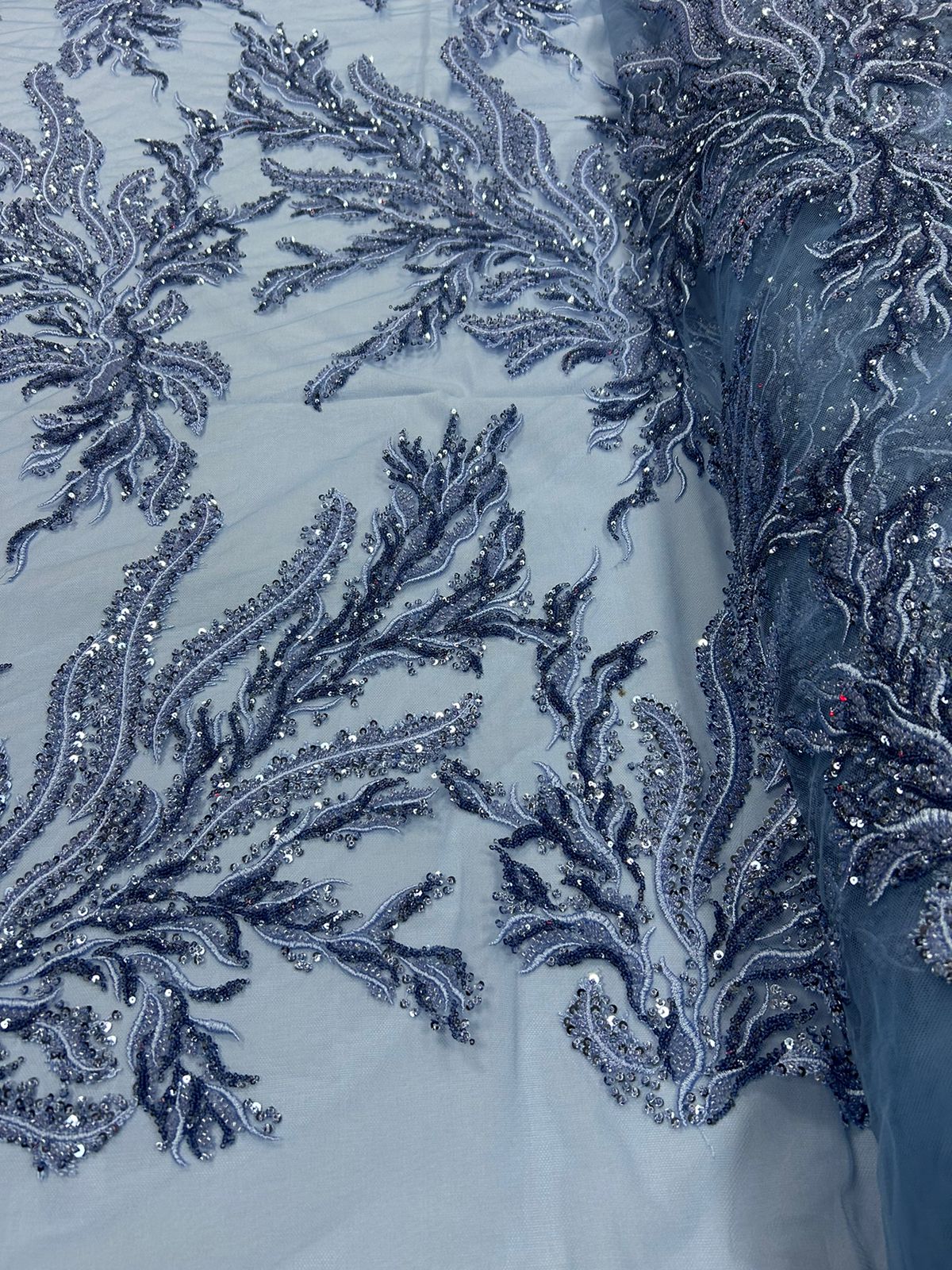 Tule Bordado com Pedrarias Azul Serenity HS2670 Só Tecidos