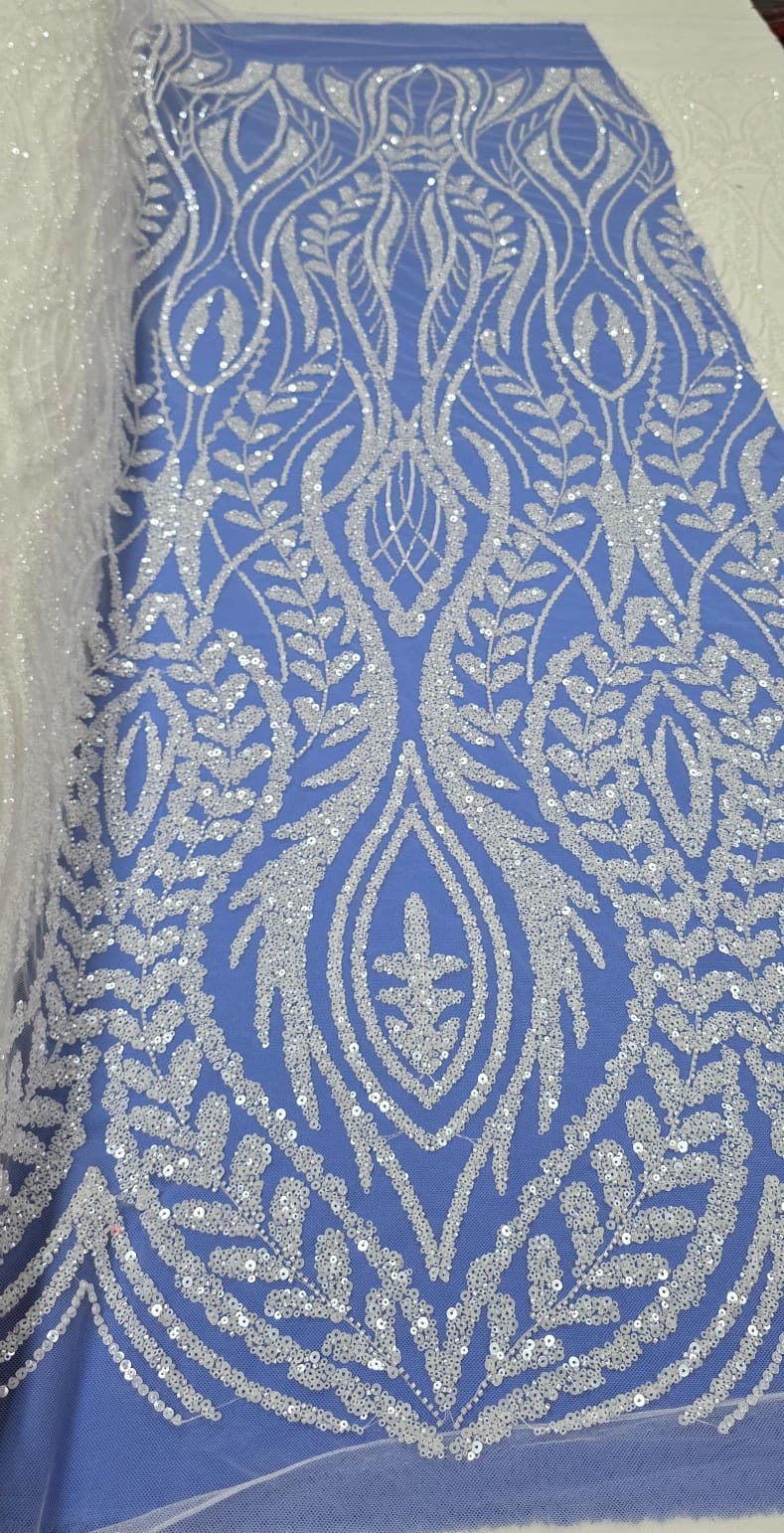 Tule Bordado com Pedrarias Branco AE228