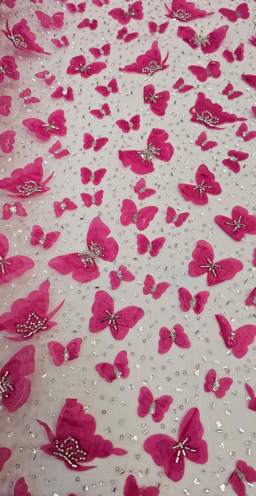 Tule Bordado com Pedrarias Coleção Borboletas Pink
