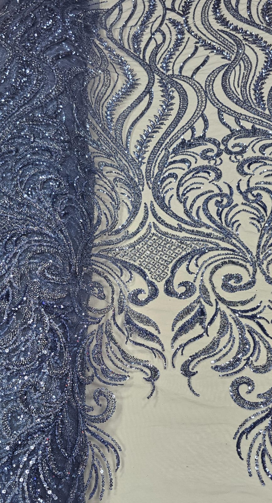Tule Bordado com Pedrarias Premium Azul Jeans Modelo HS1042  