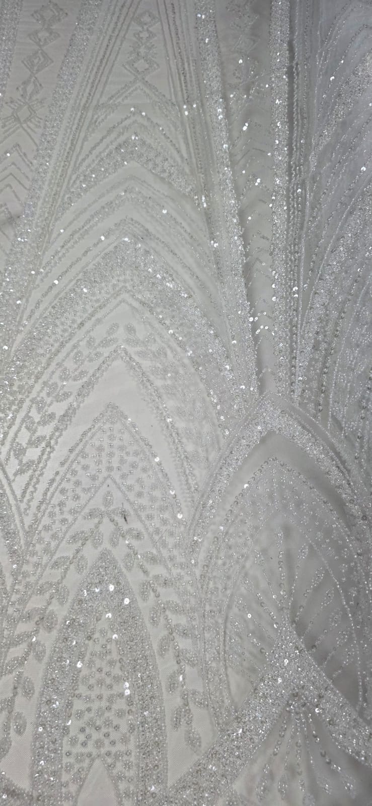 Tule Bordado com Pedrarias Premium Branco F2160