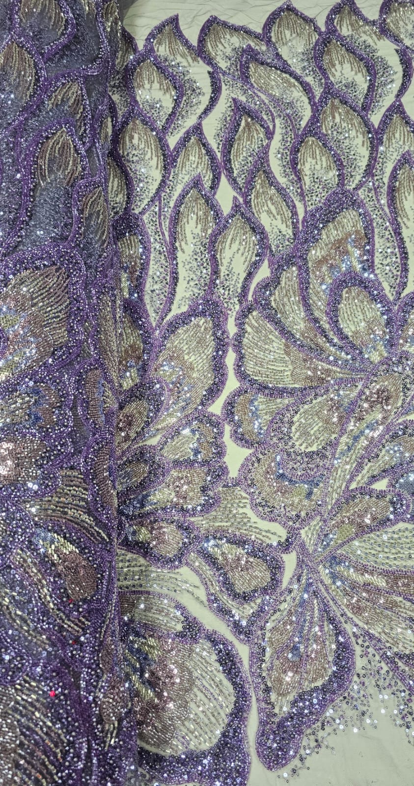 Tule Bordado com Pedrarias Premium Lilás Multicolor HT70561