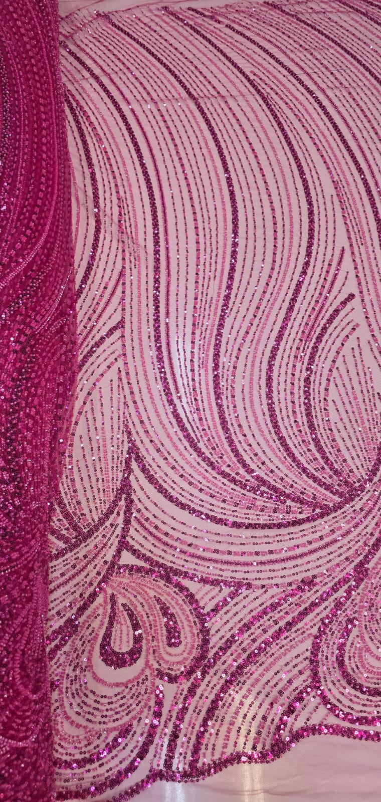 Tule Bordado com Pedrarias Premium Monte Carlo Pink Modelo 337