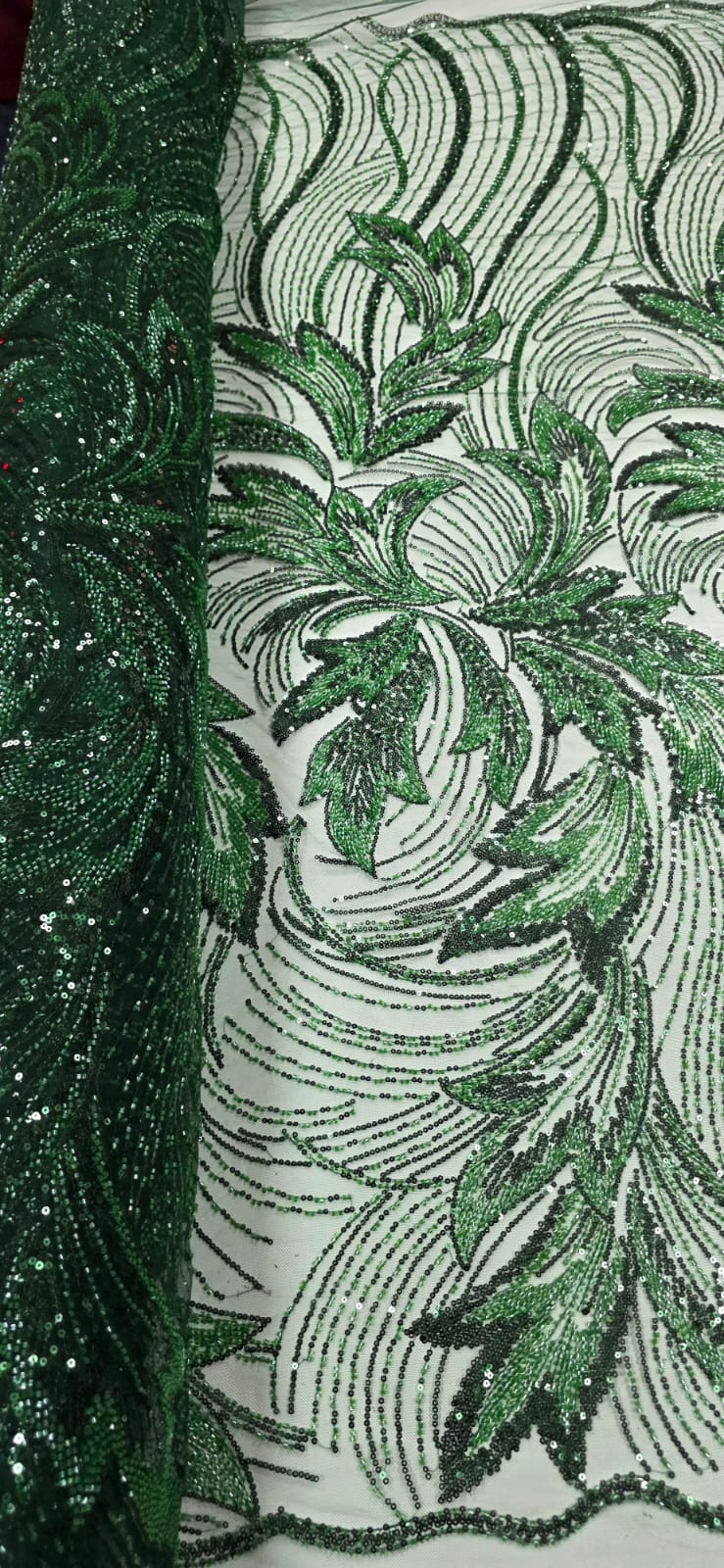 Tule Bordado com Pedrarias Premium Monte Carlo Verde Floresta Modelo 274