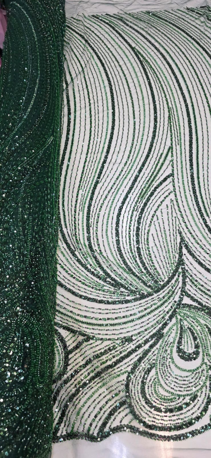 Tule Bordado com Pedrarias Premium Monte Carlo Verde Floresta Modelo 337