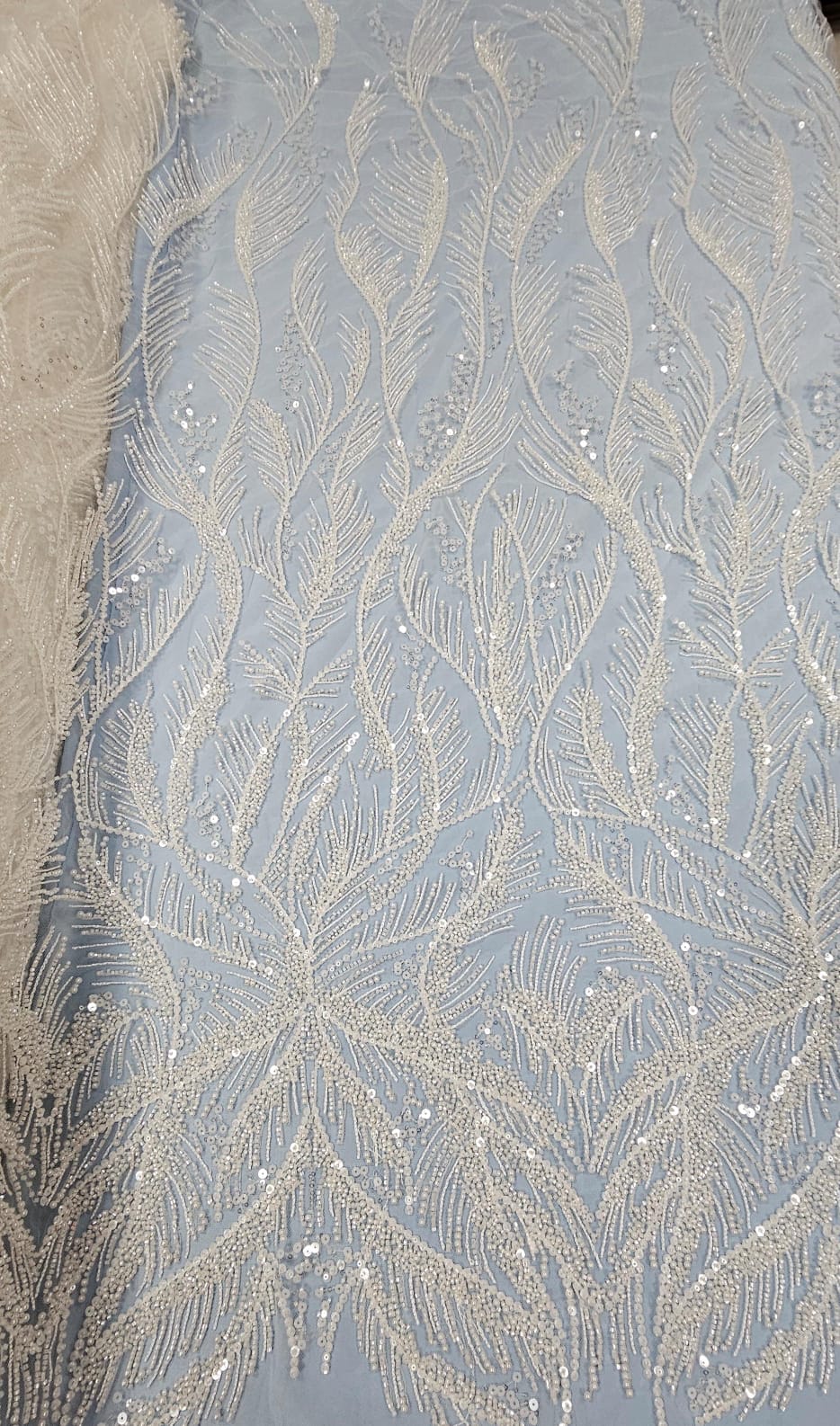 Tule Bordado com Pedrarias Premium Off White Modelo Y2362