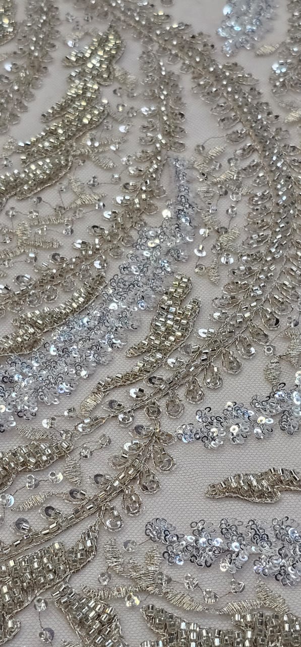 Tule Bordado com Pedrarias Premium Ramos Prata e Dourado Modelo HS1549 ...