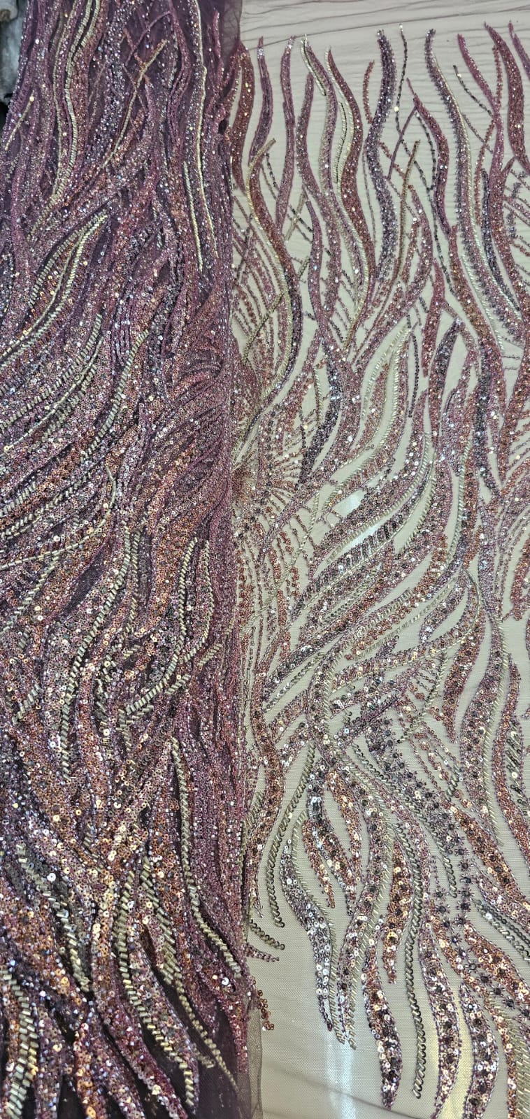 Tule Bordado com Pedrarias Premium Uva Multicolor  HT98063