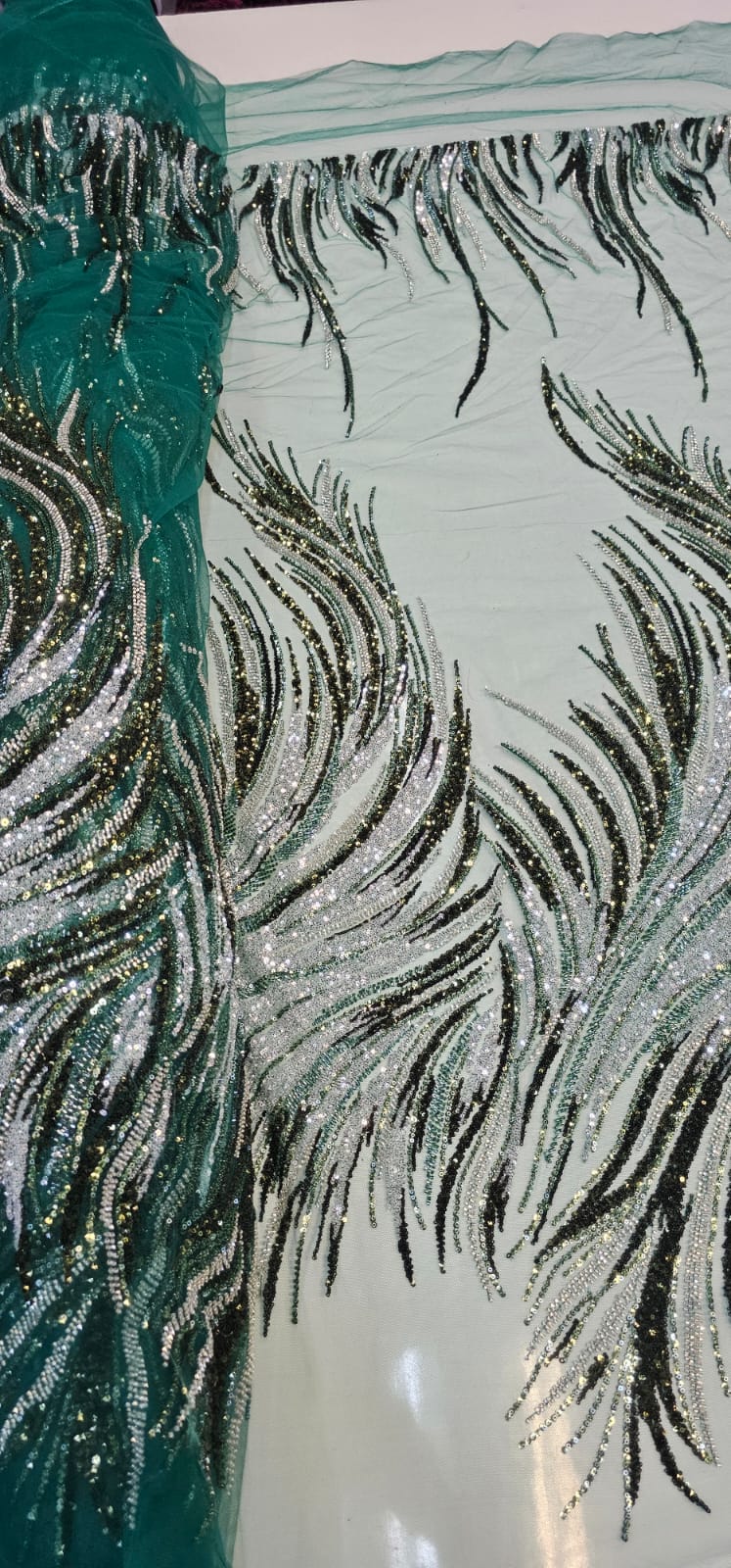 Tule Bordado com Pedrarias Premium Verde com Prata  HT70575  