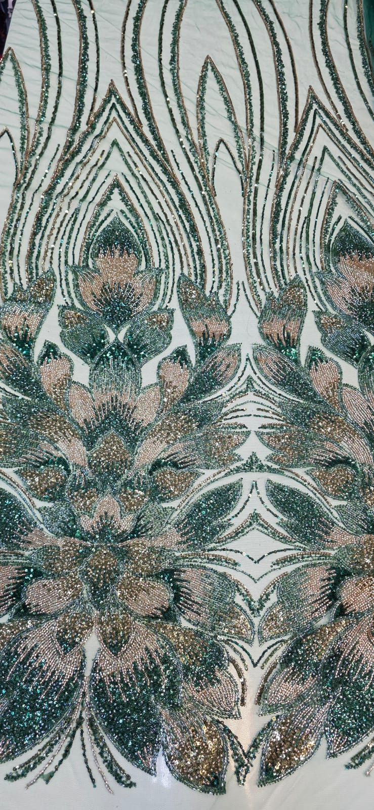 Tule Bordado com Pedrarias Premium Verde Esmeralda com Rosê Gold  HT70523 