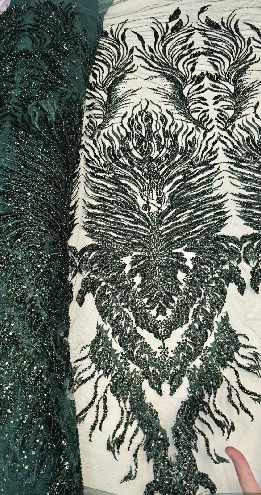Tule Bordado com Pedrarias Premium Verde Floresta HS1855 