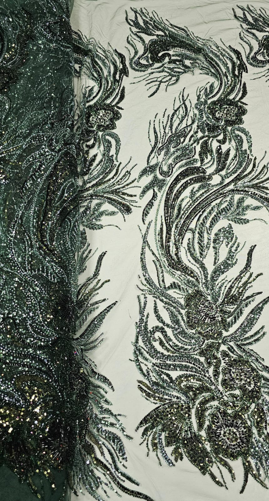 Tule Bordado com Pedrarias Premium Verde Floresta  Modelo HT98645