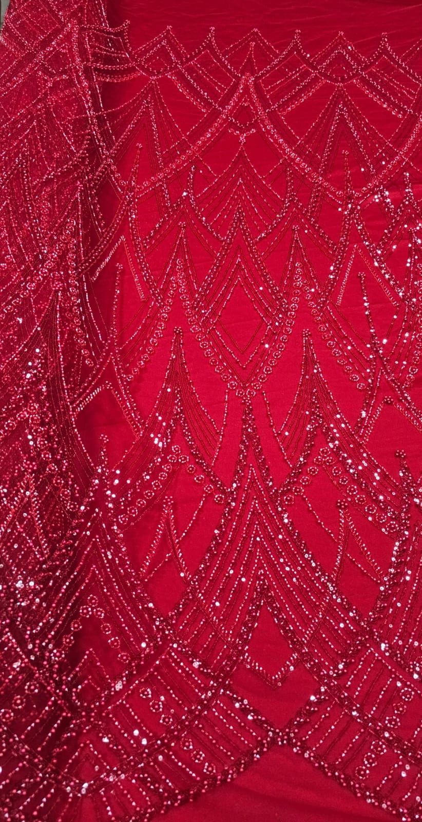 Tule Bordado com Pedrarias Premium Vermelho Cereja Y1627TY Só