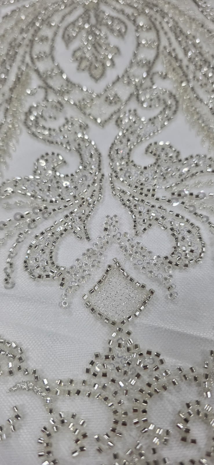 Tule Bordado Premium com Pedrarias Champanhe Arabescos HT2027