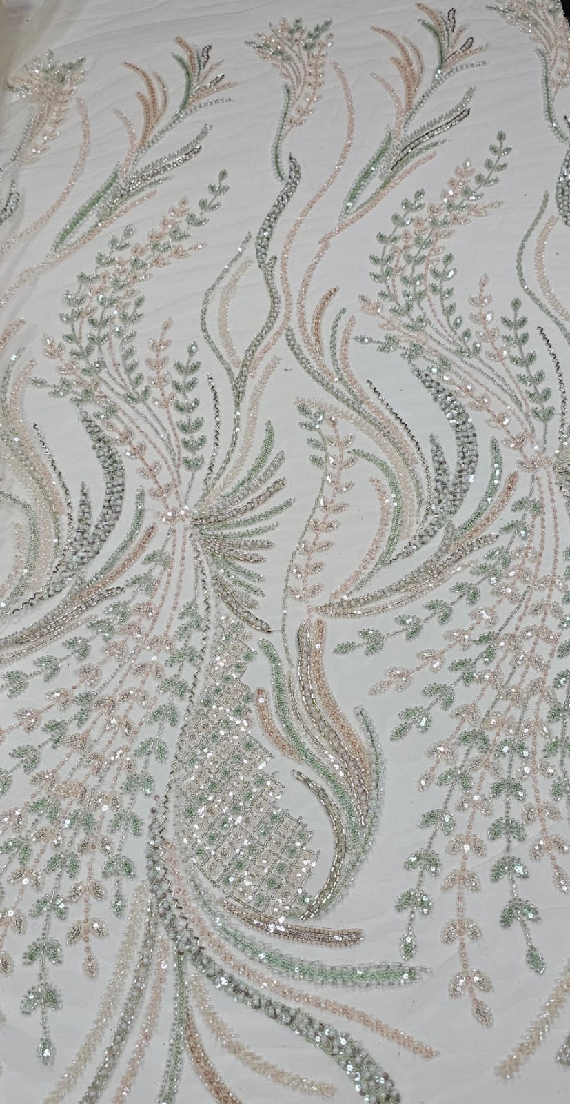 Tule Bordado Premium com Pedrarias Salmão com Verde Menta FS24F