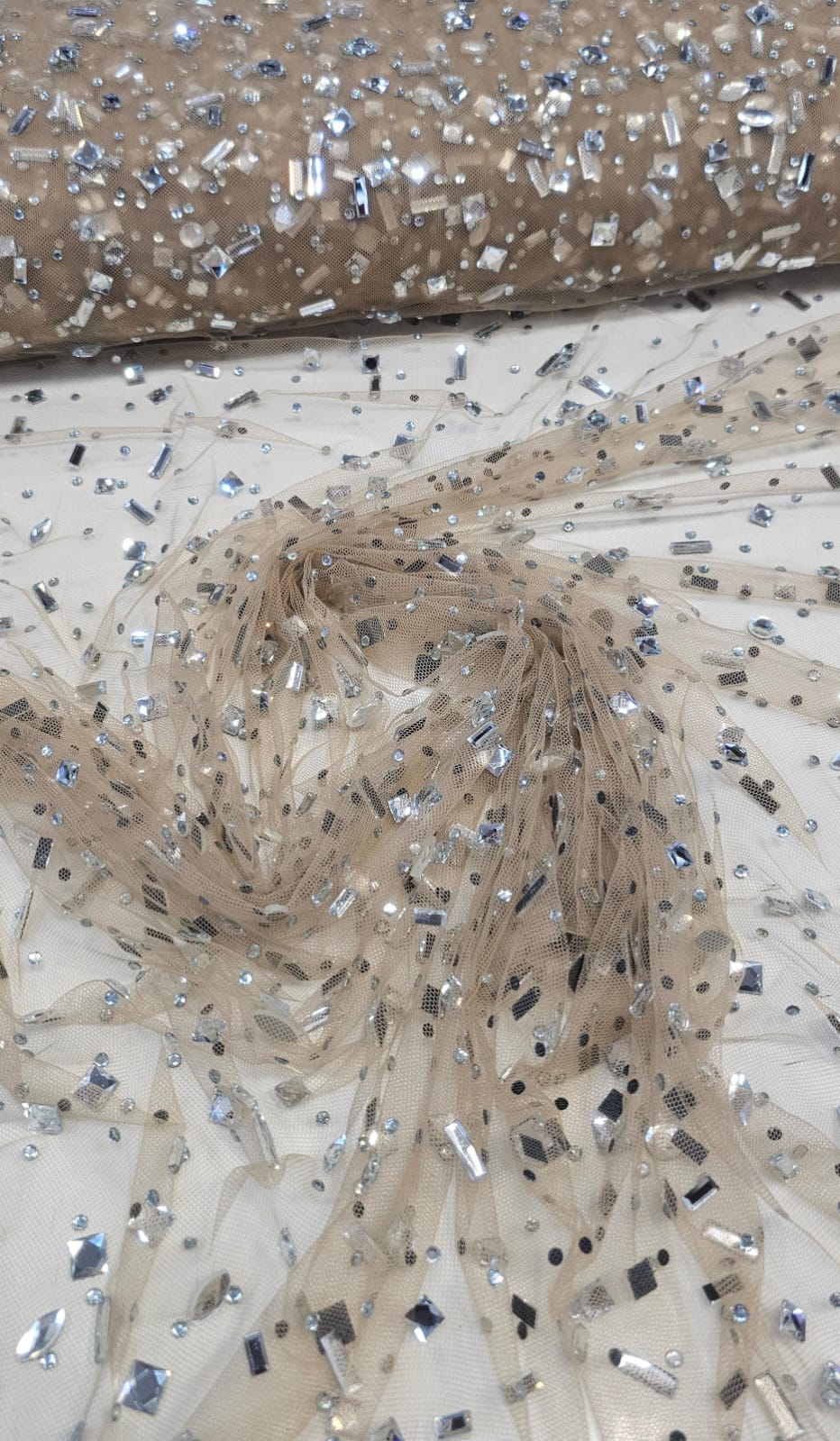 Tule Nude Bordado com Pedrarias Diamond Prata