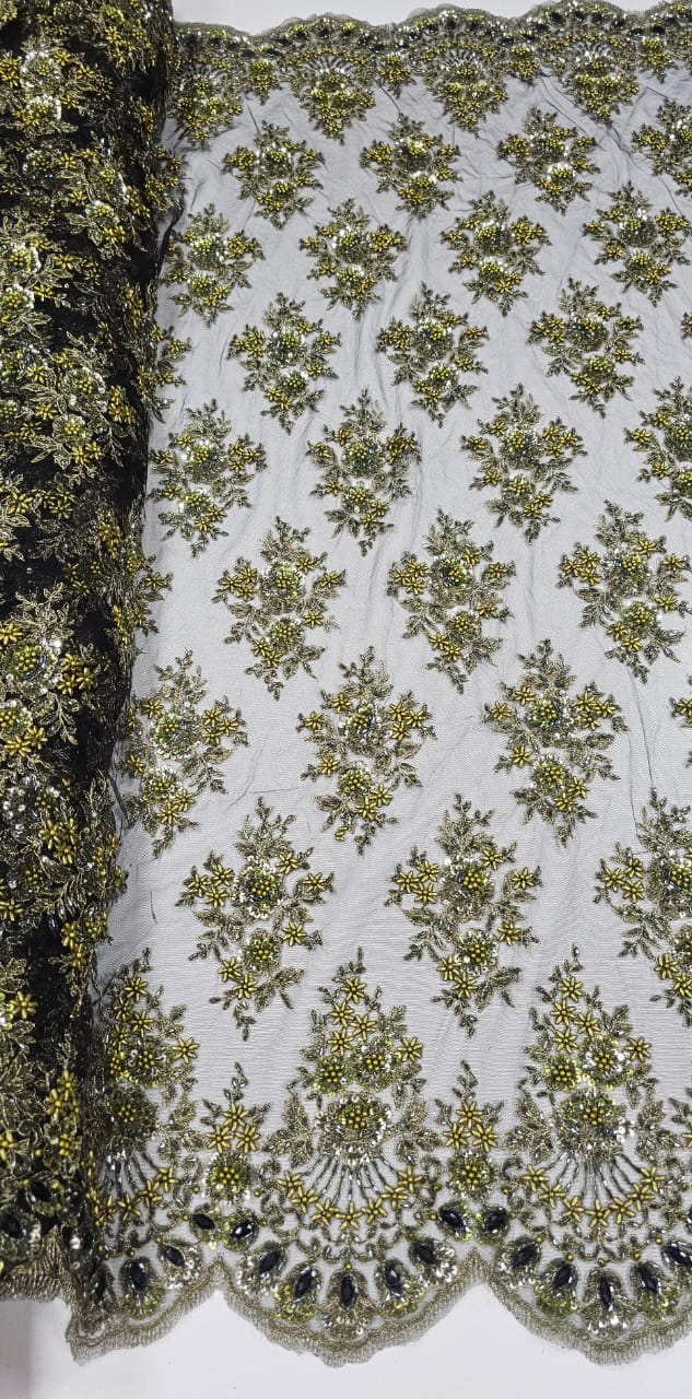 Tule Preto Bordado Coreano Verde Oliva Com Fio Metálico e  Pedrarias em Ouro Velho 9352
