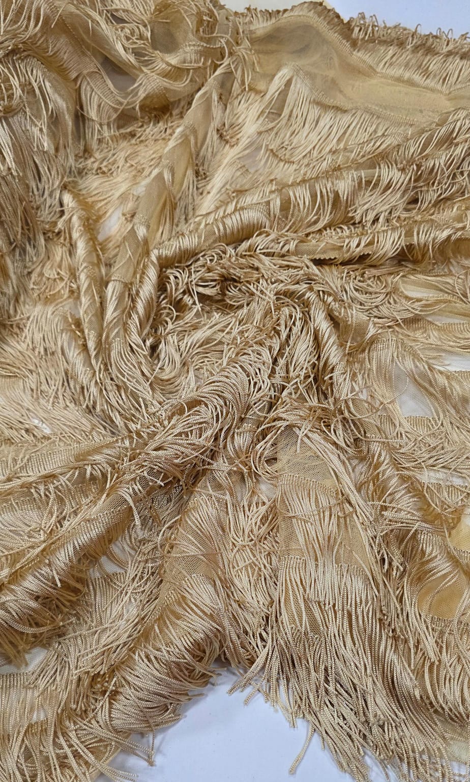 Tule com Franjas Dourado