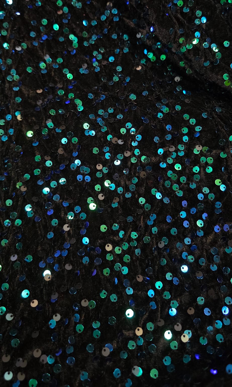 Veludo Cristal Bordado Preto Holográfico Verde