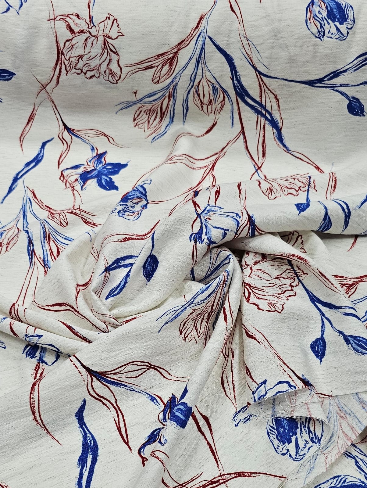 Viscose Pesada Rustique Estampada Vermelho e Azul 4B