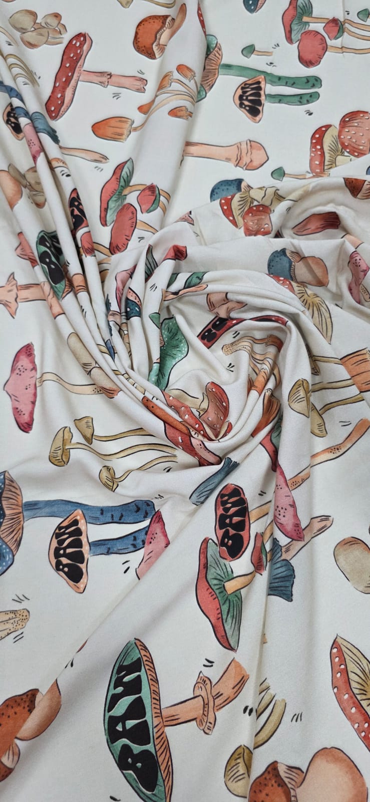 Viscose Premium Baw Cogumelos Fundo Creme