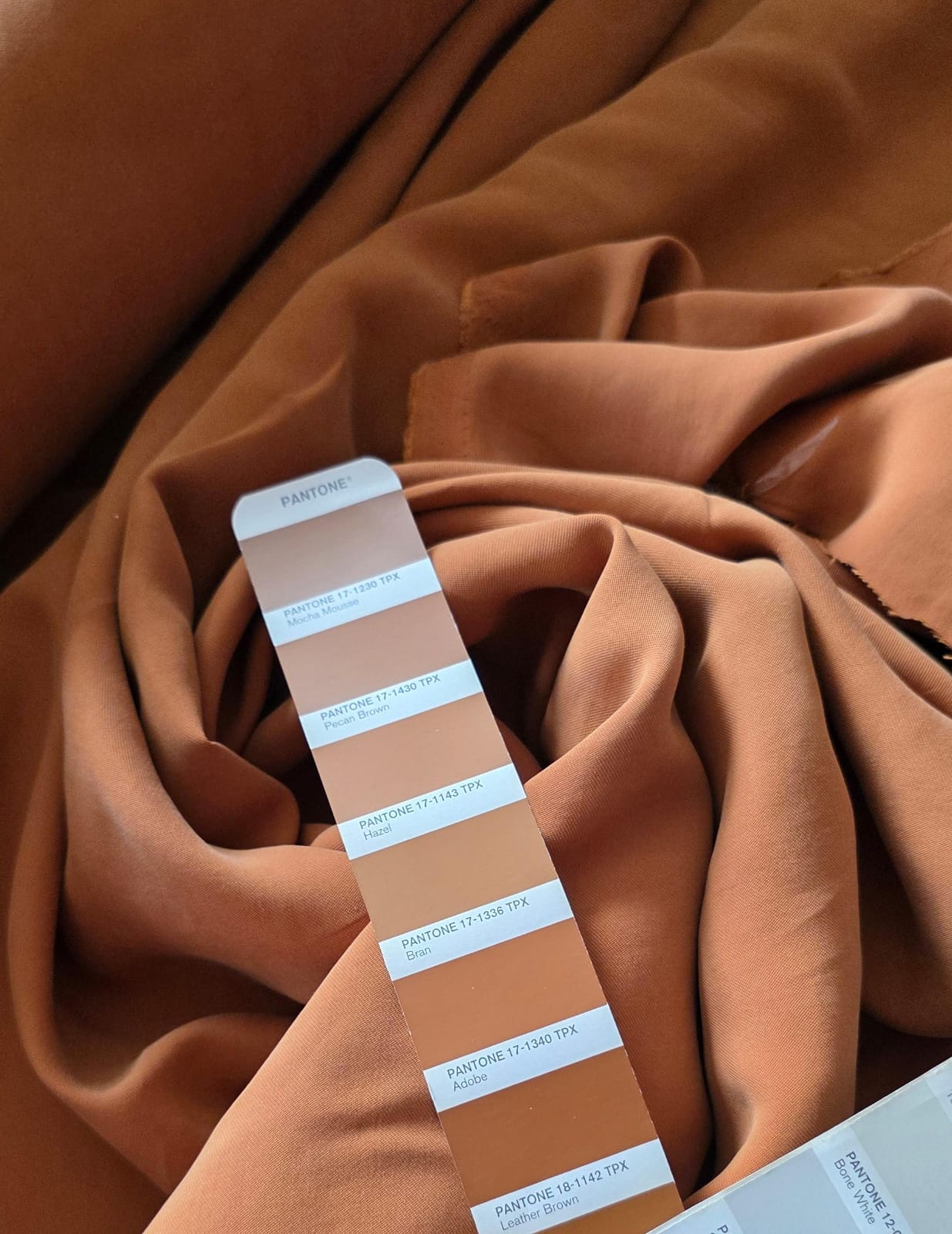 Viscose Lisa Premium Sarjada Aveludada Caramelo