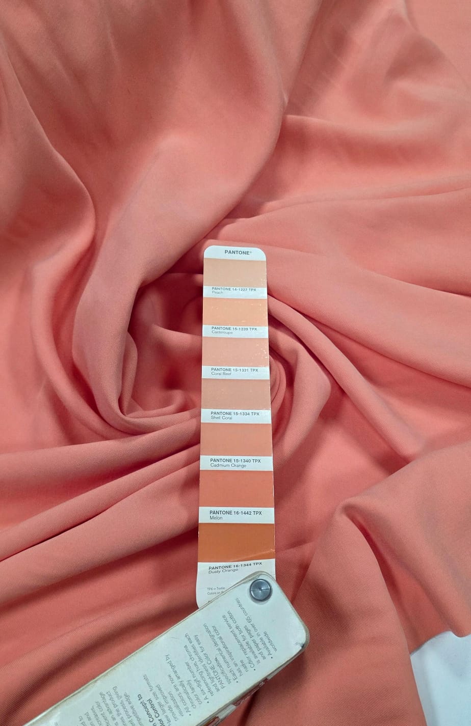 Viscose Lisa Premium Sarjada Aveludada Salmão