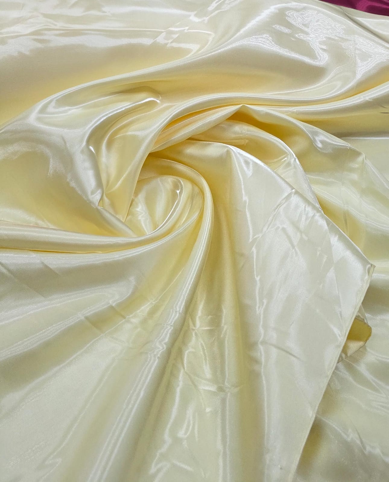 Zibeline Glow Light Amarelo Claro